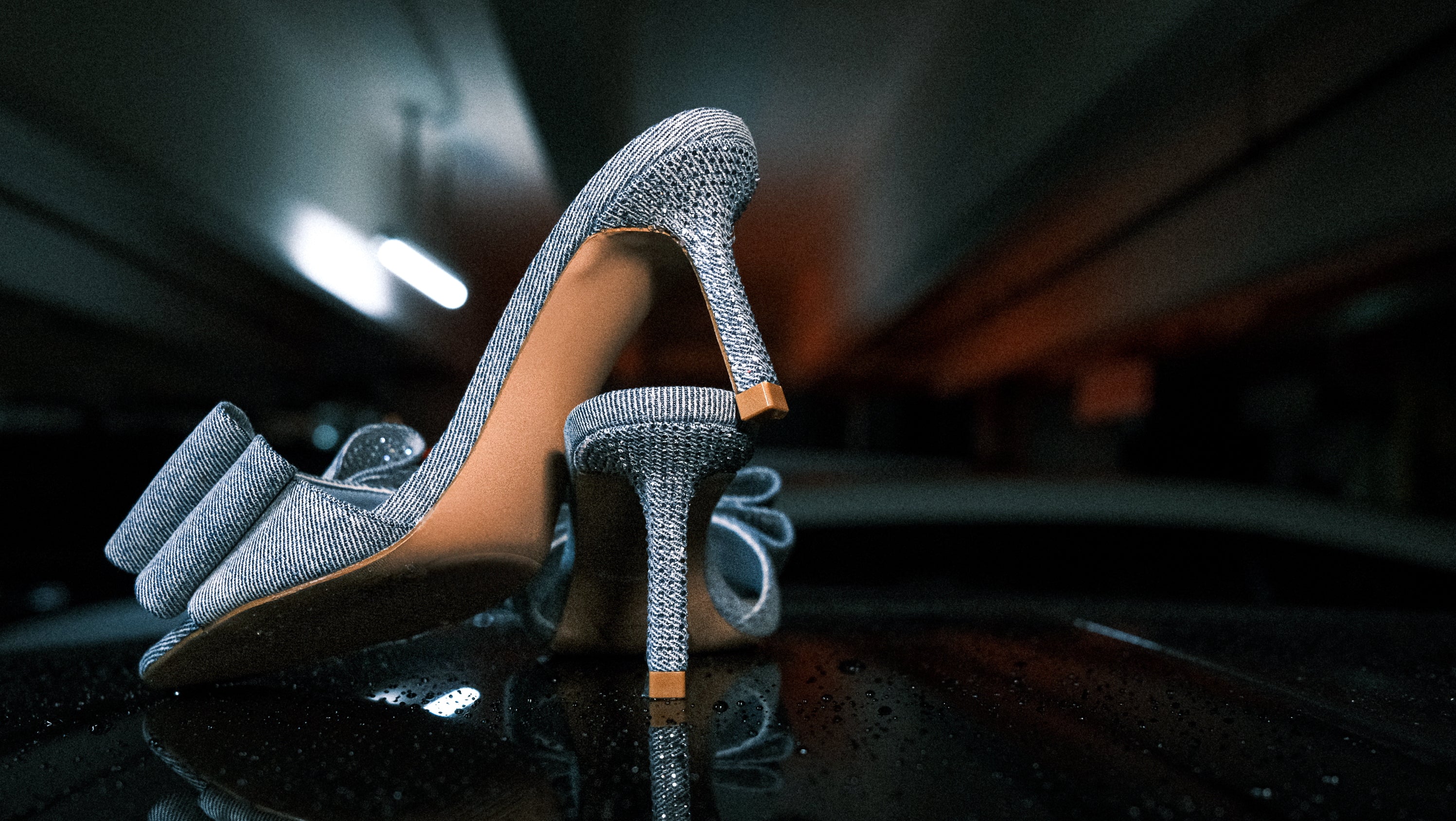 BLAZING 牛仔蝴蝶結高跟涼鞋