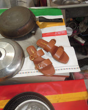 FLINT 雙扣帶平底拖鞋