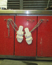 FLINT 雙扣帶平底拖鞋