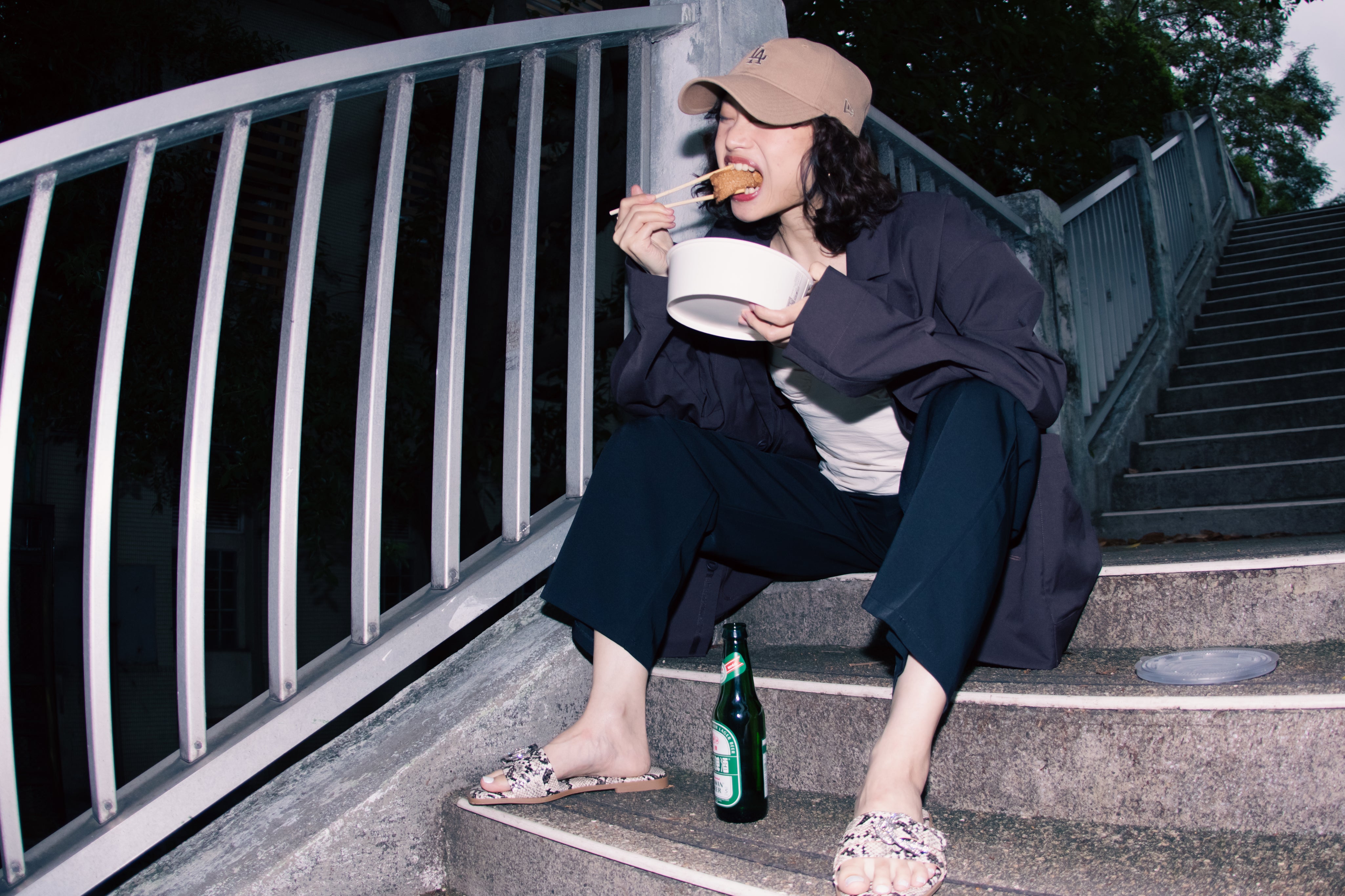 IDEA 閃鑽平底涼鞋