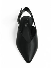 WISE 扣帶尖頭平底鞋